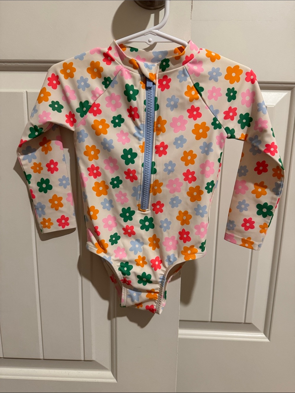 Kids Long-Sleeve Floral Rash Guard Swimsuit - Multicolor